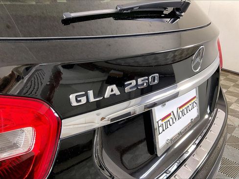 Used 2017 Mercedes-Benz GLA 250 image 8