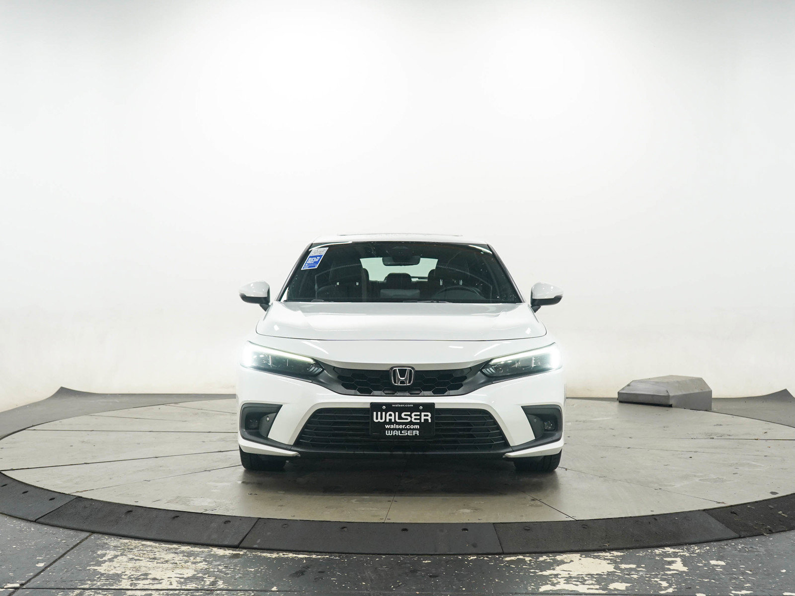 Used 2024 Honda Civic Sport Touring image 9