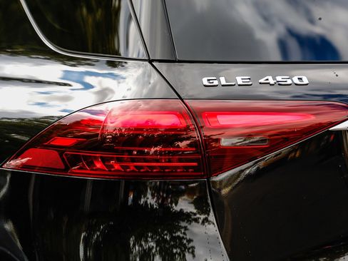 New 2026 Mercedes-Benz GLE 450 4MATIC image 8