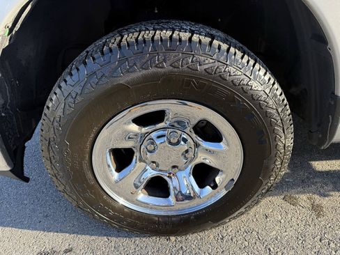 Used 2012 RAM 1500 ST w/ ST Popular Equipment Group AWD/4WD image 27