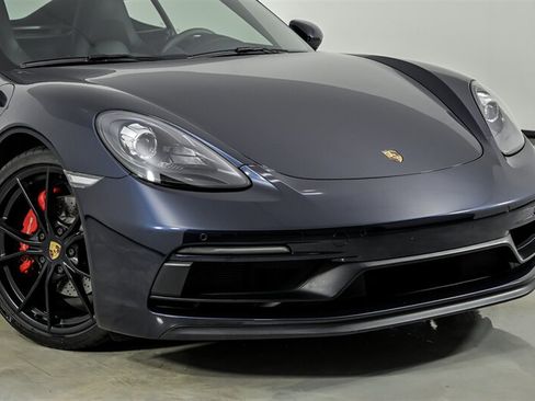 Used 2019 Porsche 718 Cayman GTS RWD image 2