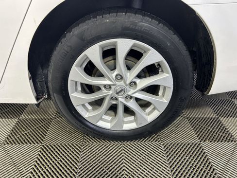 Used 2019 Nissan Sentra SV image 29