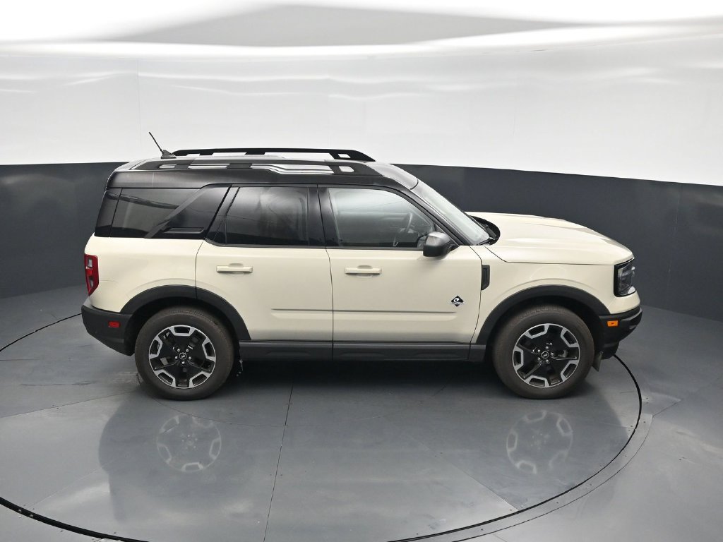 Certified 2024 Ford Bronco Sport Outer Banks AWD/4WD image 37