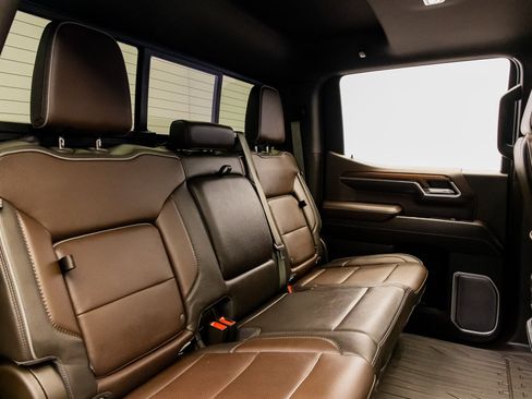 Used 2023 GMC Sierra 1500 Denali w/ Denali Reserve Package AWD/4WD image 34