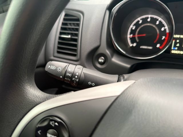Used 2025 Mitsubishi Outlander Sport AWD image 16