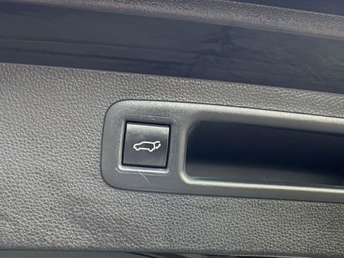 Certified 2023 Toyota Highlander LE image 29