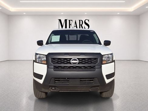 Used 2025 Nissan Frontier S AWD/4WD image 8