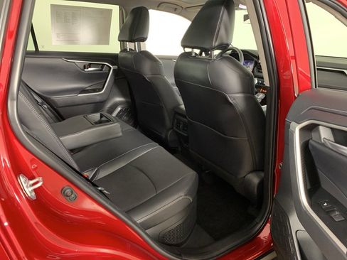 Used 2023 Toyota RAV4 Limited image 40