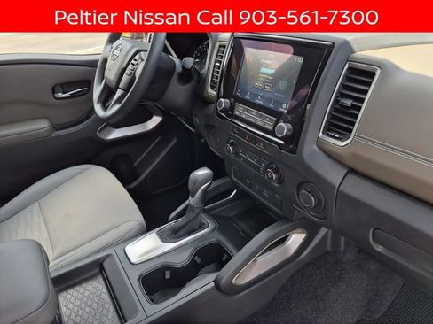 Certified 2024 Nissan Frontier SV w/ Technology Package RWD image 12