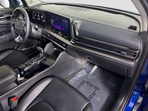 Used 2023 Kia Sportage EX image 30