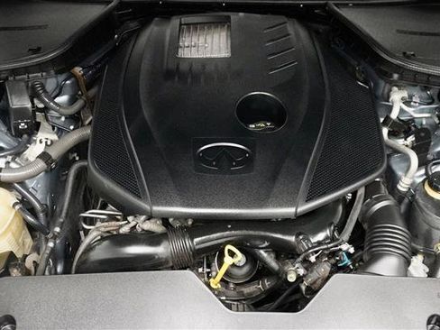 Used 2018 INFINITI Q50 Luxe w/ Essential Package (2.0T Luxe) image 37