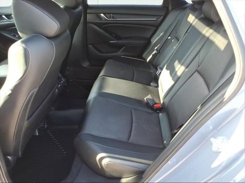 Used 2022 Honda Accord Sport image 13