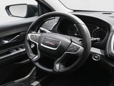 Used 2024 GMC Terrain SLE AWD/4WD image 16