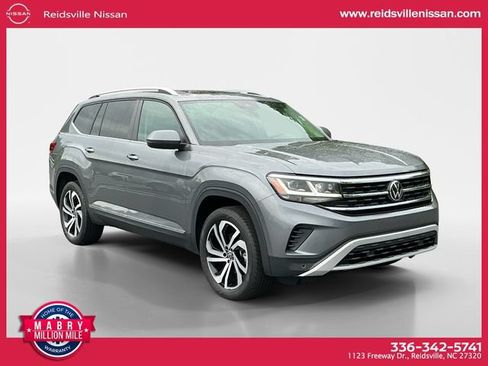 Used 2023 Volkswagen Atlas SEL AWD/4WD image 8