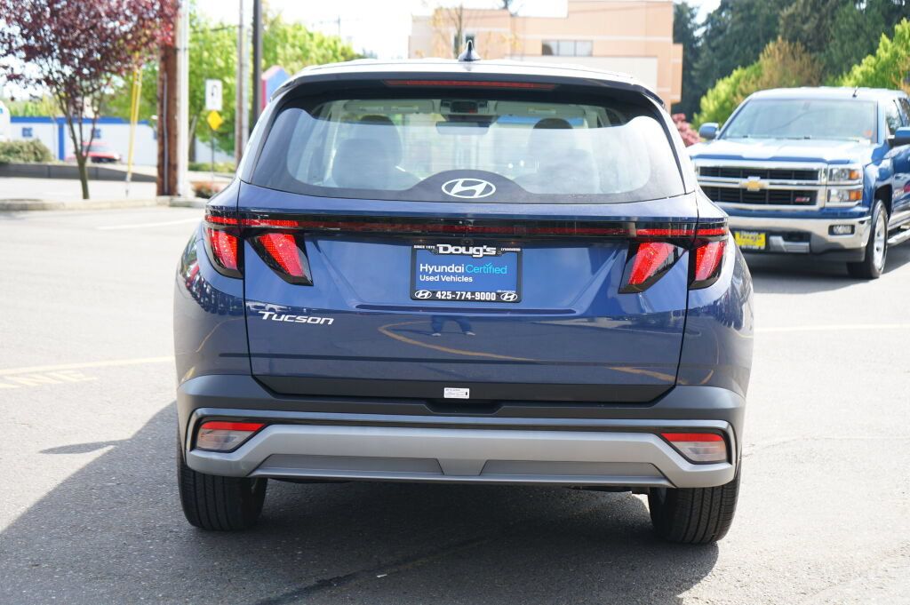 Certified 2025 Hyundai Tucson SE FWD image 7