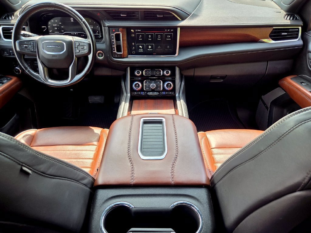 Used 2023 GMC Yukon Denali Ultimate AWD/4WD image 20