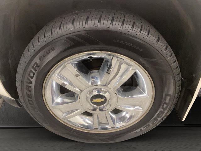 Used 2010 Chevrolet Avalanche LTZ AWD/4WD image 17