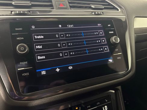 Used 2024 Volkswagen Tiguan SE R-Line image 27