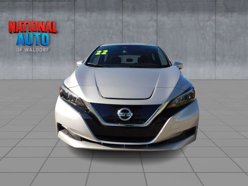 Used 2022 Nissan Leaf S FWD image 2