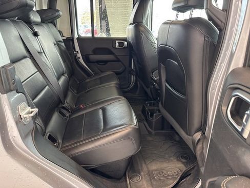 Used 2020 Jeep Gladiator Overland w/ Dual Top Group image 24