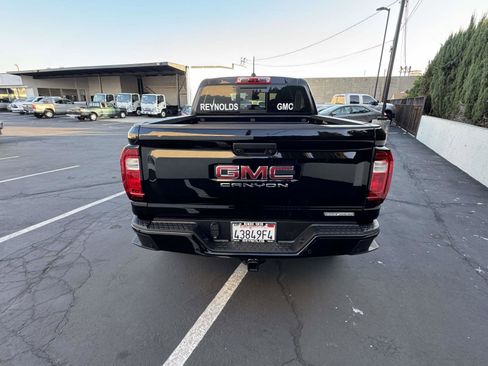 Used 2025 GMC Canyon Elevation w/ Convenience Package image 6