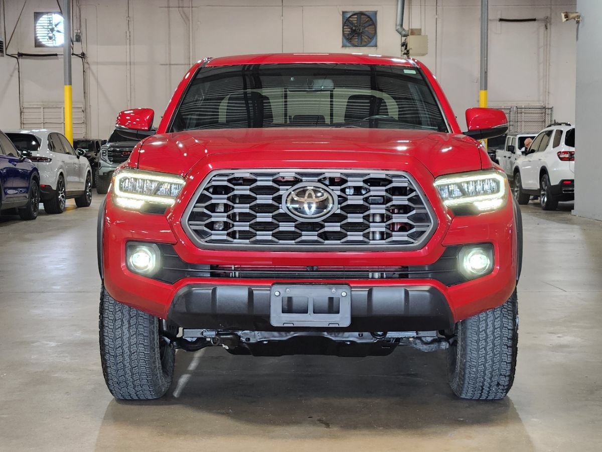 Used 2022 Toyota Tacoma TRD Off-Road AWD/4WD image 2