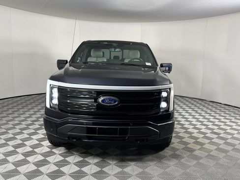 Used 2022 Ford F150 Lightning Platinum image 6