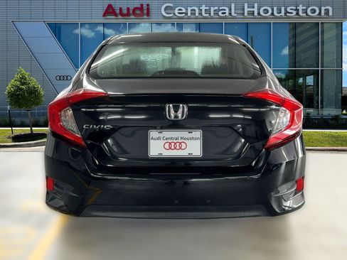 Used 2016 Honda Civic EX image 10