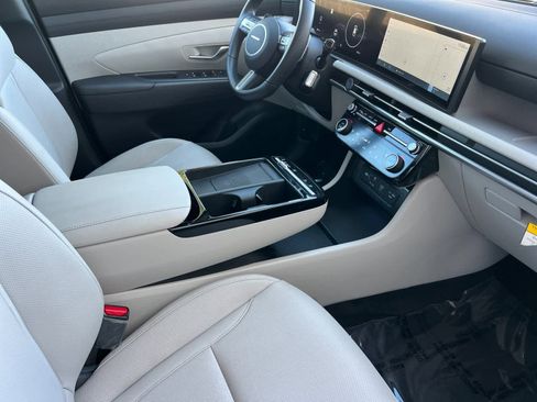 Certified 2025 Hyundai Tucson SEL image 17