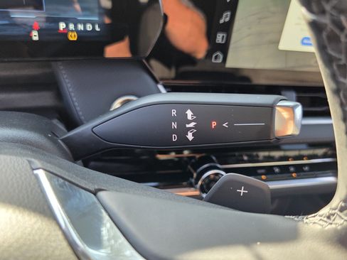 New 2026 Chevrolet Equinox LT w/ Safety and Technology Package FWD image 29