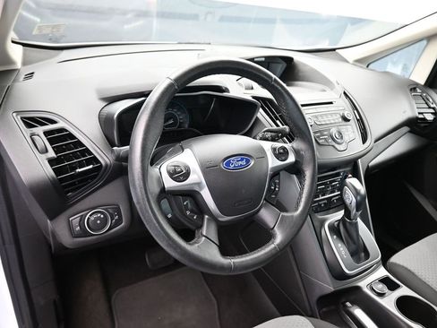 Used 2017 Ford C-MAX SE image 12