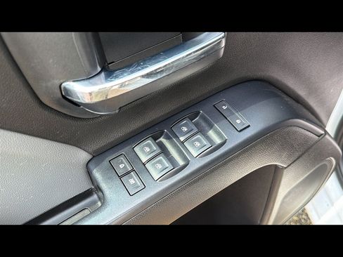 Used 2019 Chevrolet Silverado 2500 W/T AWD/4WD image 8