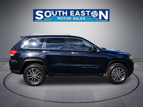 Used 2018 Jeep Grand Cherokee Limited AWD/4WD image 8