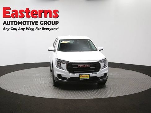 Used 2024 GMC Terrain SLE FWD image 51