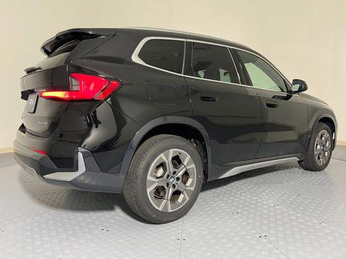 Used 2025 BMW X1 xDrive28i w/ Technology Package image 9