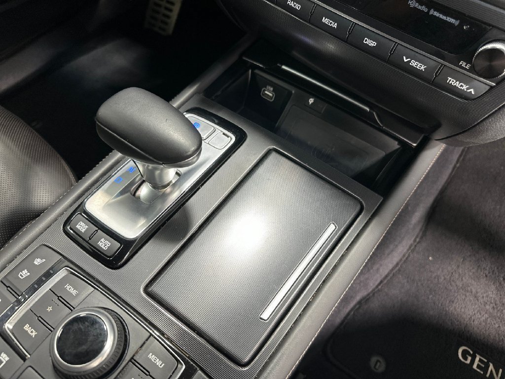 Used 2020 Genesis G80 3.3T Sport RWD image 21
