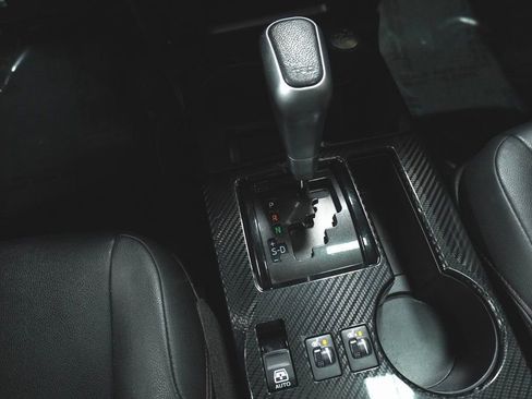 Used 2019 Toyota 4Runner TRD Off-Road Premium image 19