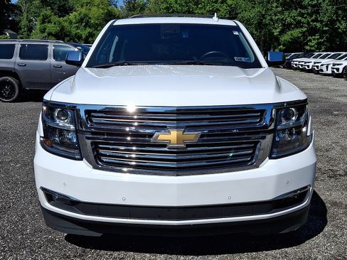 Used 2019 Chevrolet Suburban Premier AWD/4WD image 2
