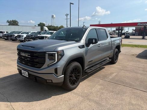 New 2026 GMC Sierra 1500 Elevation w/ Elevation Premium Package AWD/4WD image 2
