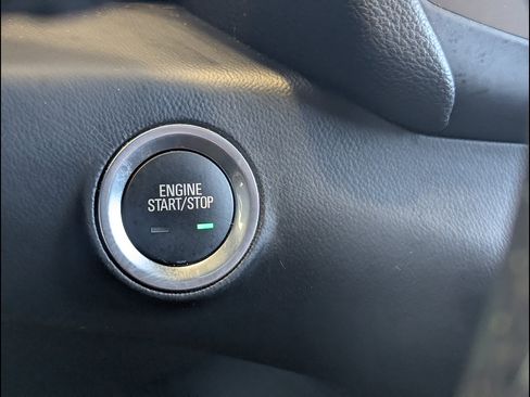 Used 2021 GMC Terrain SLE w/ Driver Convenience Package AWD/4WD image 31