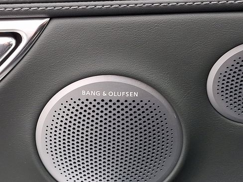 Certified 2025 Genesis GV80 3.5T Prestige image 27