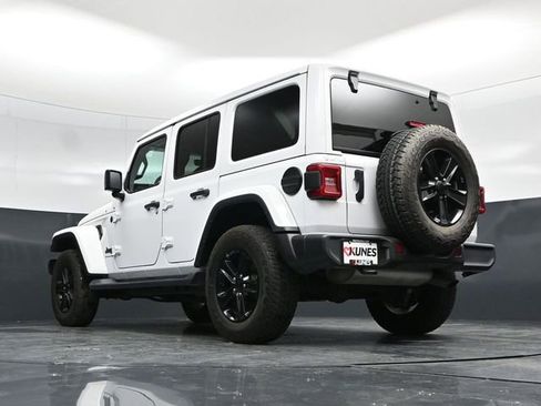 Used 2023 Jeep Wrangler Altitude image 58