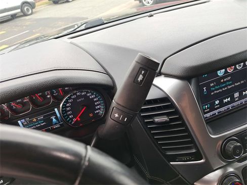 Used 2020 Chevrolet Tahoe LT image 11