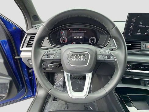 Certified 2023 Audi Q5 2.0T Premium Plus w/ Premium Plus Package AWD/4WD image 38
