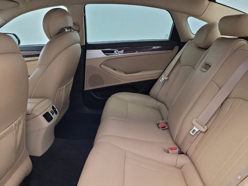 Used 2015 Hyundai Genesis 3.8 image 18