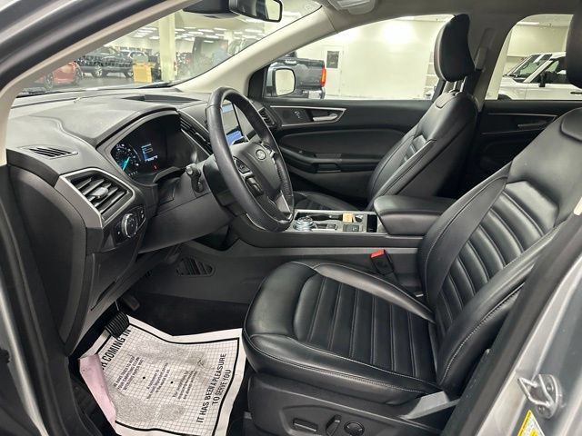 Used 2024 Ford Edge SEL w/ Convenience Package AWD/4WD image 9