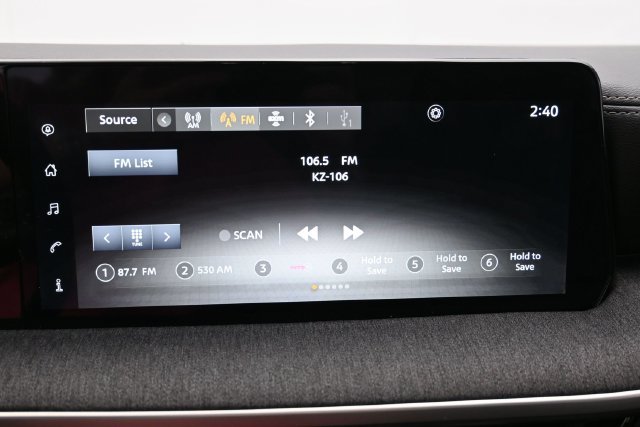 Used 2025 Nissan Kicks SV w/ SV Premium Package FWD image 20