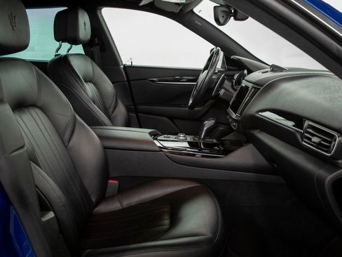 Used 2023 Maserati Levante Modena image 22