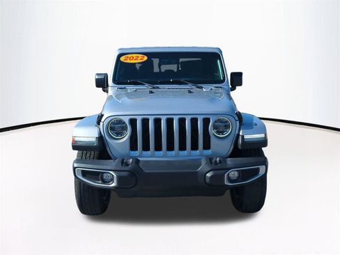 Used 2022 Jeep Gladiator Overland w/ Popular Equipment Package AWD/4WD image 3