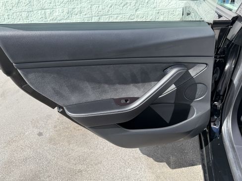 Used 2021 Tesla Model 3 Long Range AWD/4WD image 20